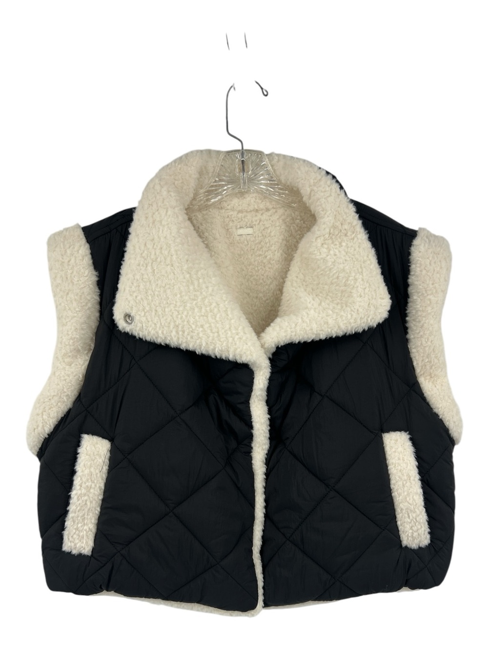 [BLANKNYC] "Chill Out" diamond Quilted Faux-Sherpa Lined Black Vest L